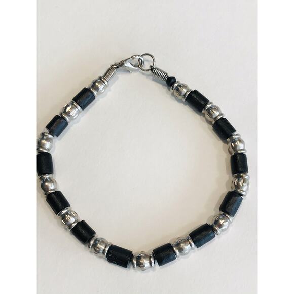 Vintage Silvertone and Black Wooden Beaded 9" Bracelet Lobster Claw Closure - Picture 2 of 8